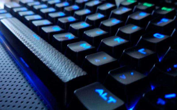 Обзор Corsair K70 RGB Rapidfire: быстрая и настраиваемая клавиатура для геймеров