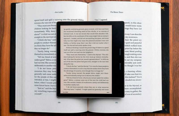 Обзор Amazon Kindle Oasis (2019): создана для любителей почитать