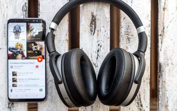 Обзор Sennheiser HD 4.50 BTNC — Наушников с небольшим недостатком