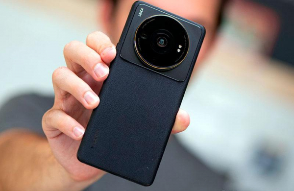 Обзор Xiaomi 12S Ultra: мощный смартфон с 1-дюймовым сенсором и оптикой Leica