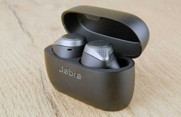 Обзор Jabra Elite 75t: мощный бас из крошечных затычек