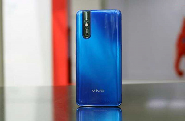 Обзор Vivo V15 Pro: отличный экран и невероятные камеры