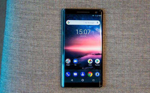 Флагман Nokia 8 Sirocco — Обзор неудобного смартфона с рамой из стали