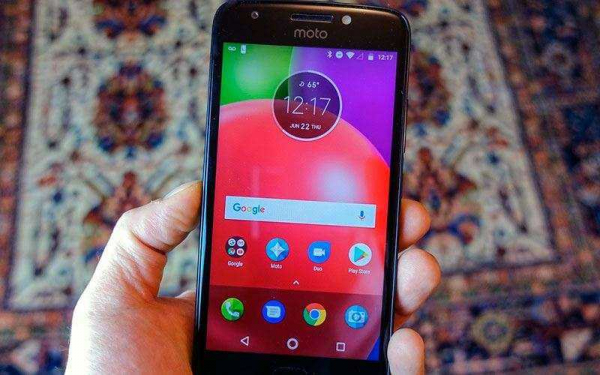 Отзыв на Moto E4 — Бюджетный телефон тоже может быть хорошим