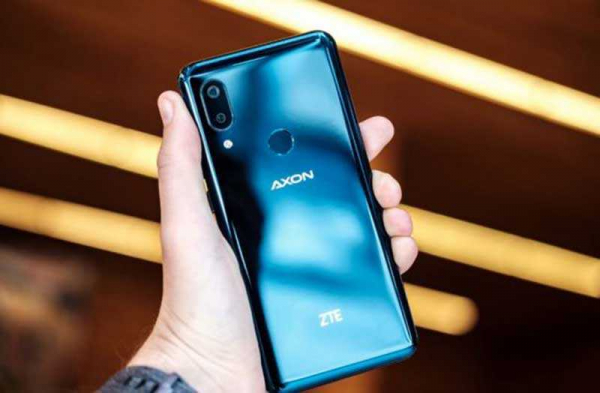 Первый обзор ZTE Axon 9 Pro: флагман восстанавливает позиции